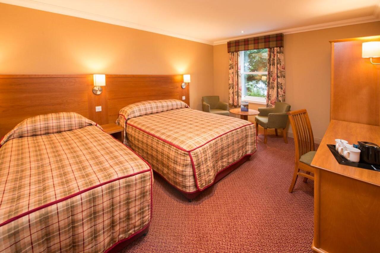 Loch Awe Hotel ดัลมัลลีย์ ภายนอก รูปภาพ